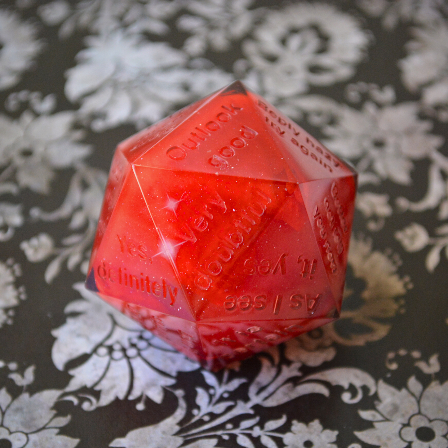 Blood Moon (Uninked) | Divination d20