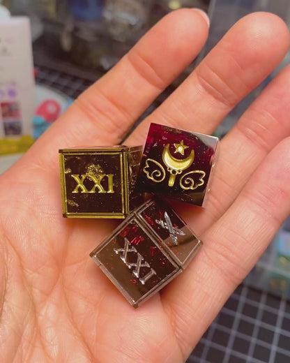 Graphic d6 Singles (3 Colorways)